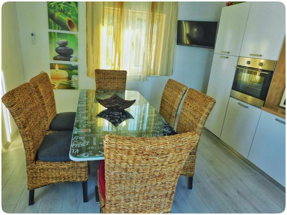 Littlevenice Appartme 50M From Sea Trogir Exterior foto